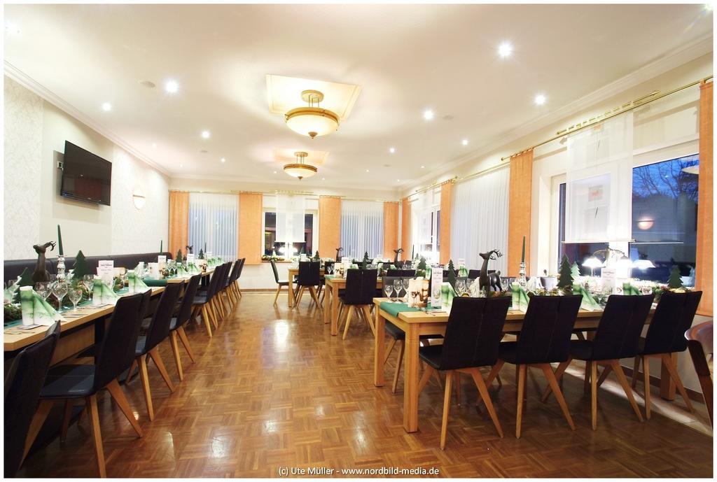 Hotel Zur Linde Heede Zewnętrze zdjęcie