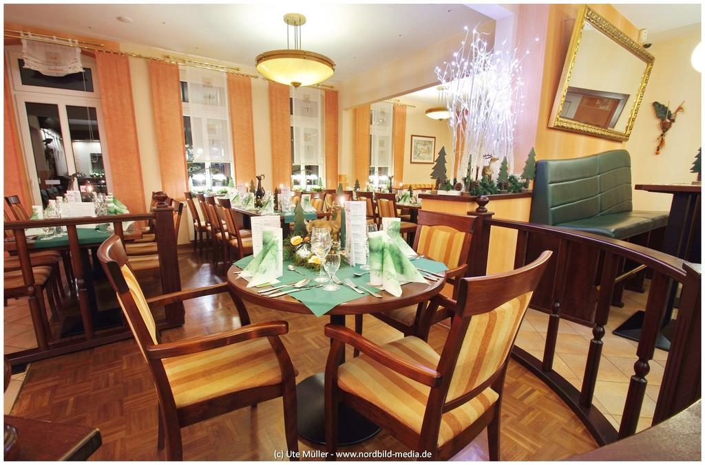 Hotel Zur Linde Heede Zewnętrze zdjęcie